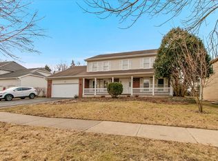 311 Millcreek Ln, Naperville, IL 60540