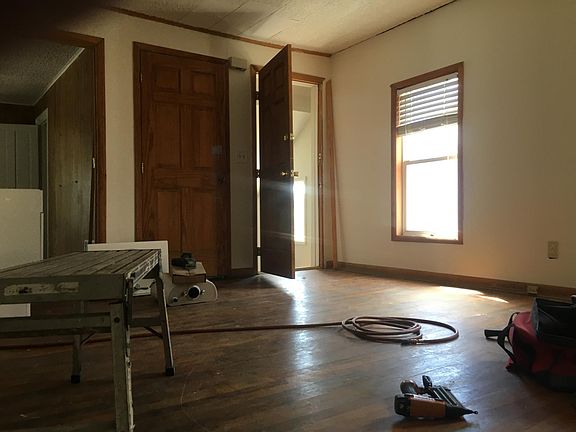 5th image of 107 Susquehanna St