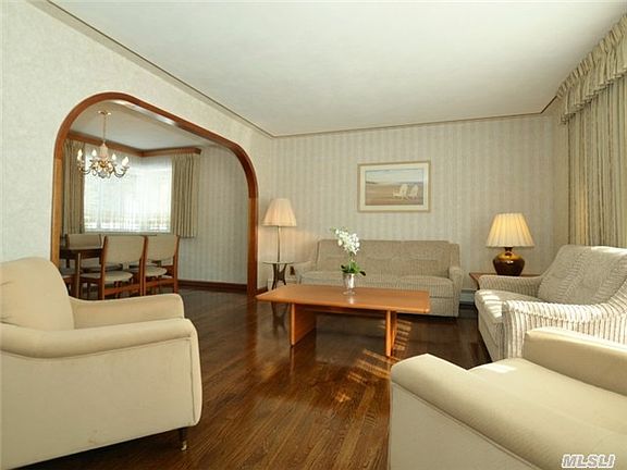 5th image of 357 Waterside Ave