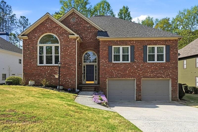 1st image of 529 Battleview Dr