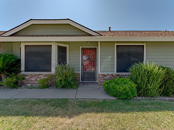 2nd image of 3903 Rollins Way