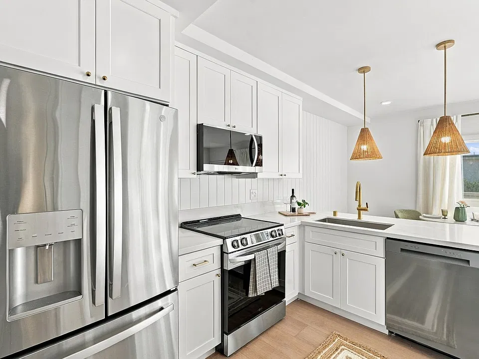 720 21st Street (Anza 20720, LLC)