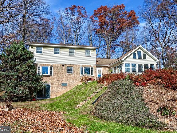 2nd image of 6659 Jackson Dr