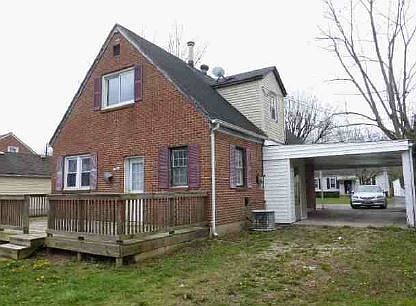 5th image of 30 Marilyn Ave