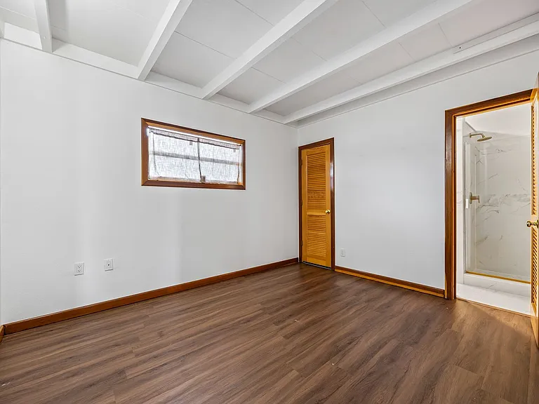 485 N Shore Dr — Photo 23