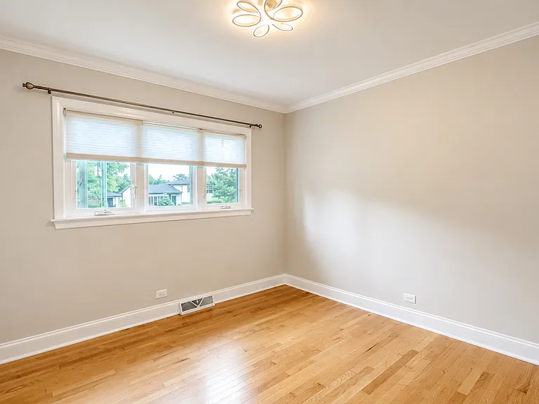 602 S Carol Ln — Photo 18