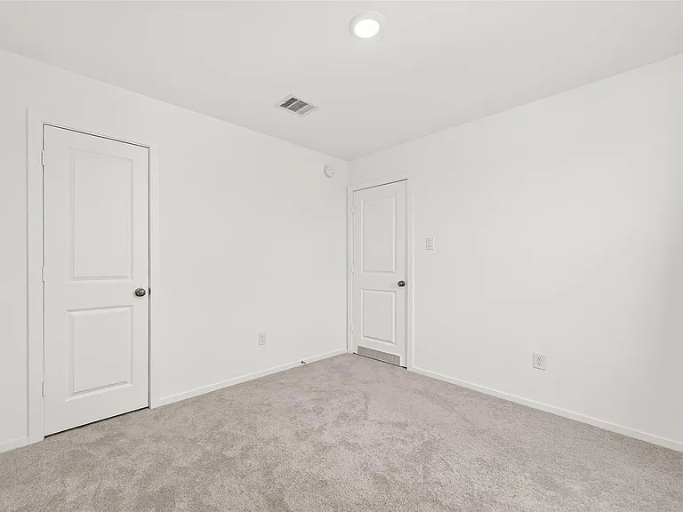 18634 Scopello Dr — Photo 37
