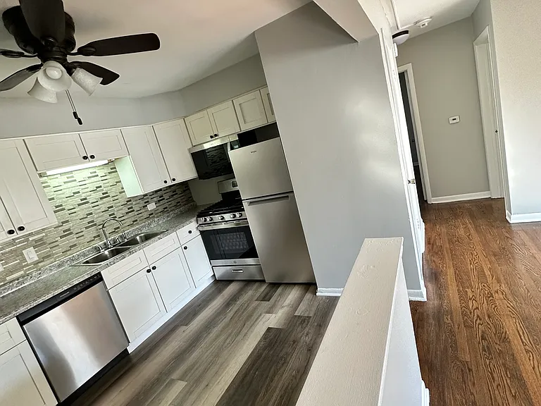 4401 Prescott Ave #2C — Photo 2