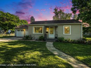 1116 Pennway Dr, Lansing, MI 48910