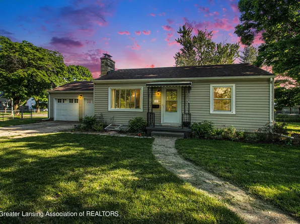 1116 Pennway Dr, Lansing, MI 48910