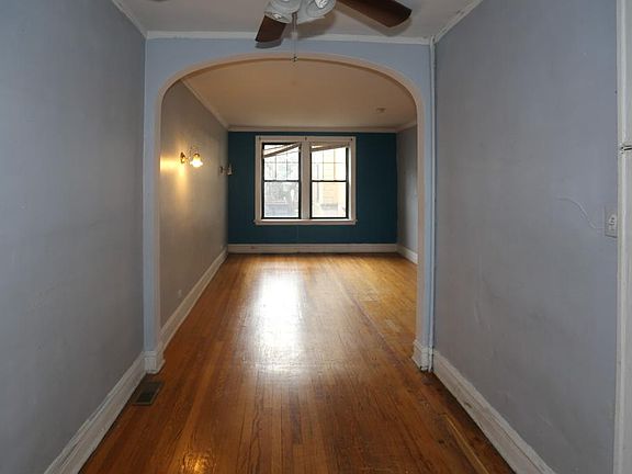 4th image of 3630 N Marshfield Ave #1