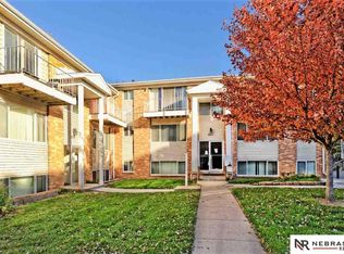 8240 Blondo St, Omaha, NE 68134