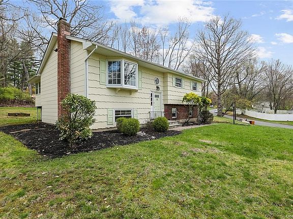 2nd image of 540 Westfield Dr