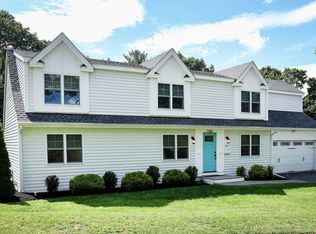 27 Amherst Rd, Marblehead, MA 01945