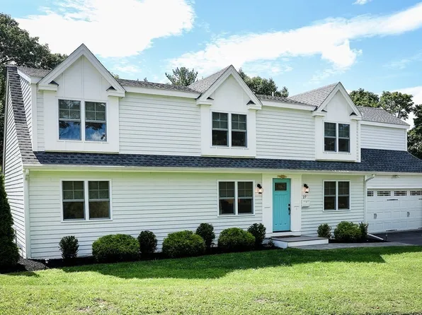 27 Amherst Rd, Marblehead, MA 01945