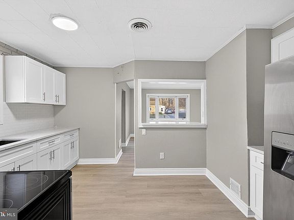 5th image of 1161 Janes Rd