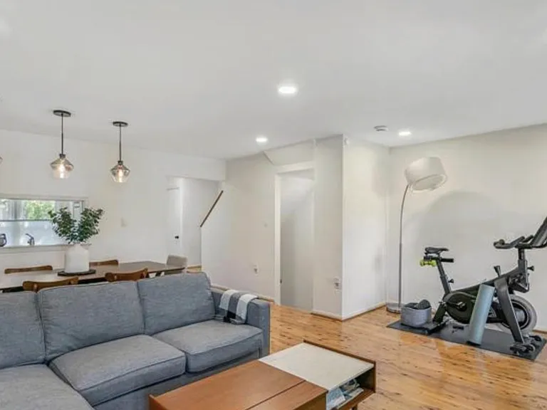 3807 Usher Ct — Photo 7