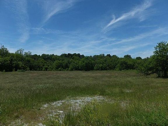 2nd image of 999 Leeve 1a Rd