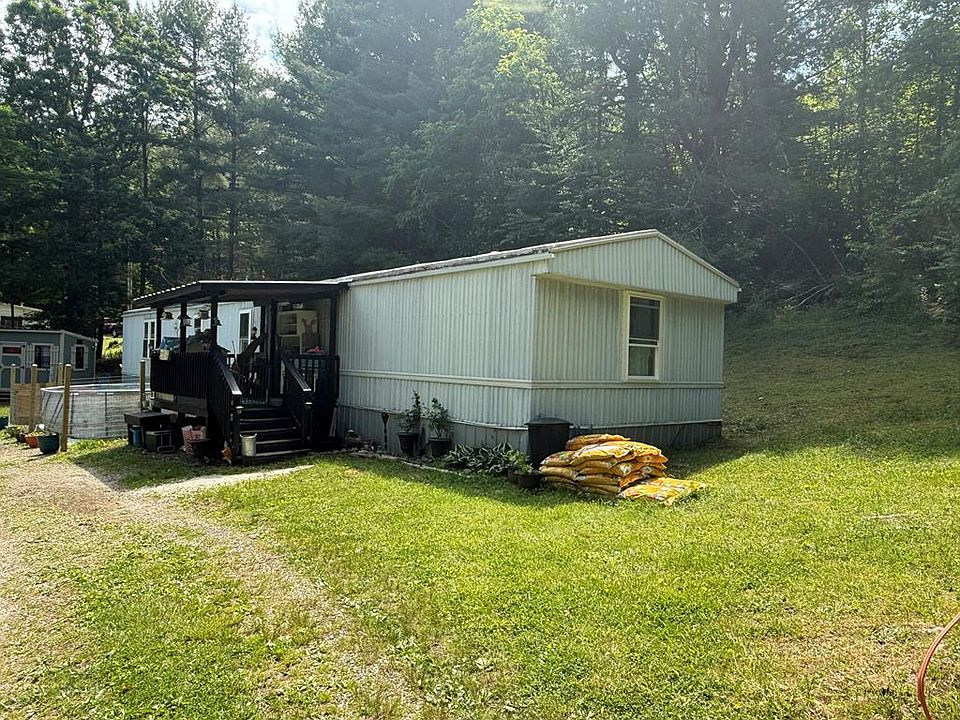 1st image of 8202 Ivanhoe Rd