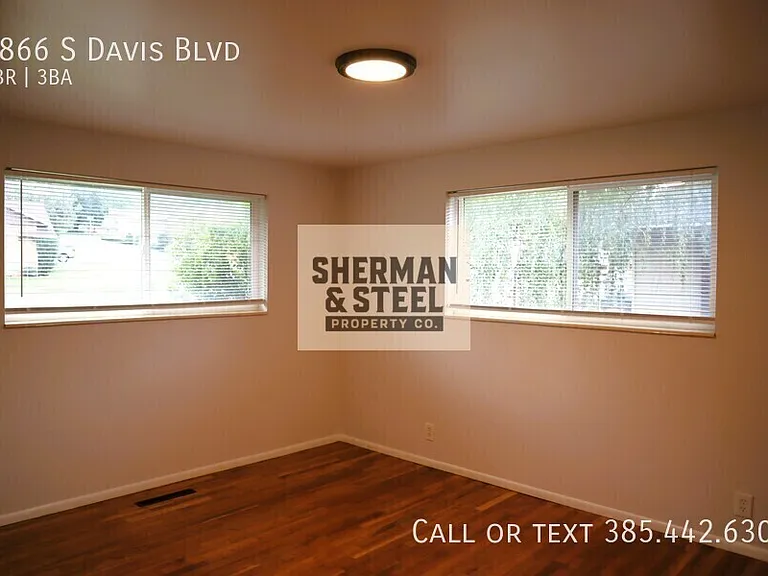 1866 S Davis Blvd — Photo 23