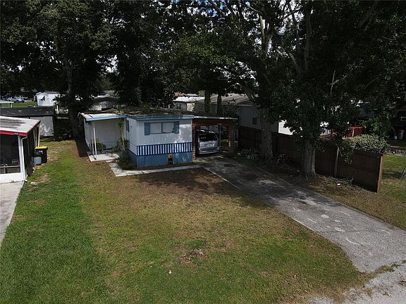 3rd image of 15 Forest Dr