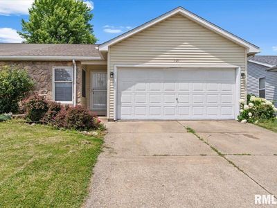 121 Agustus Ln, Springfield, IL, 62703