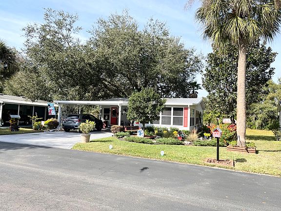 3rd image of 3811 Willaford Dr