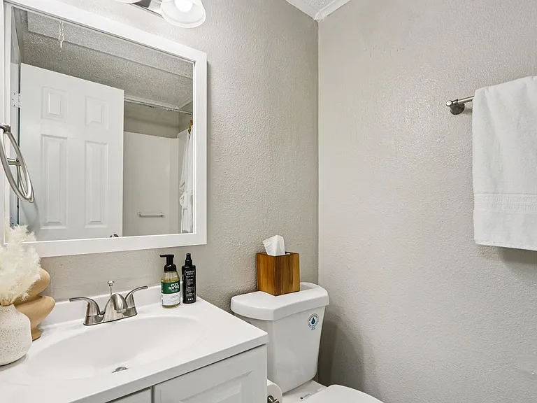 Summer Glen ~ Boutique Cottage Style Living Meets Hassle Free Leasing — Photo 14