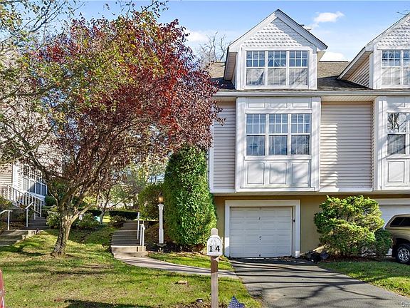 5th image of 14 Tall Tulip Ln