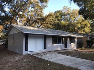 1550 N Rhodes St, Mount Dora, FL 32757