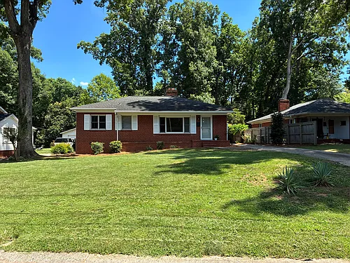 826 Mohigan St Photo 1