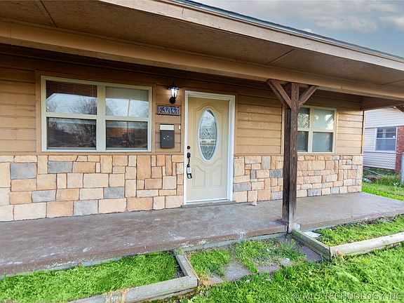 3rd image of 304 W Electric Ave