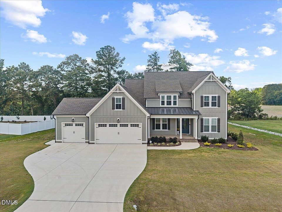 1st image of 90 Lane Farms Way