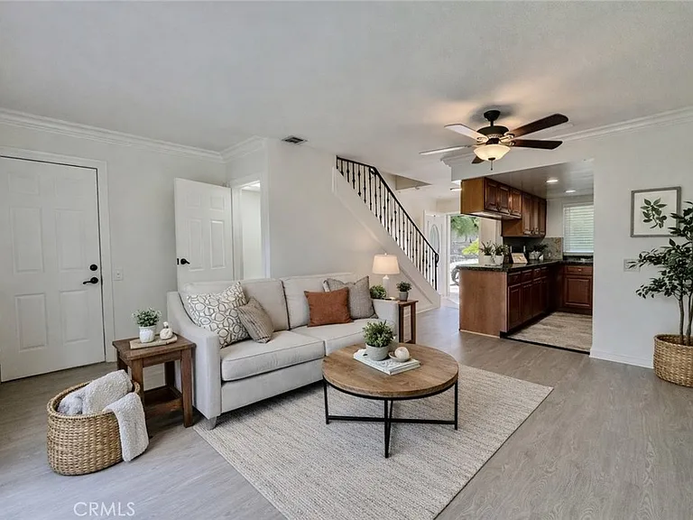 2558 Orange Ave #C — Photo 1