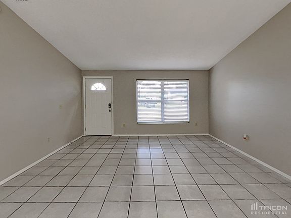 3rd image of 1683 Donna Dr