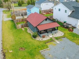 302 Van Trump Avenue NE, Yelm, WA