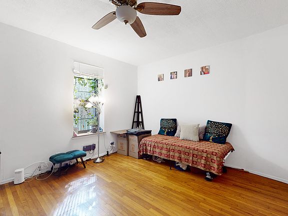 4th image of 226 E 95th St APT 101