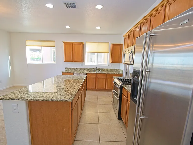 10725 Cordero Dr — Photo 4