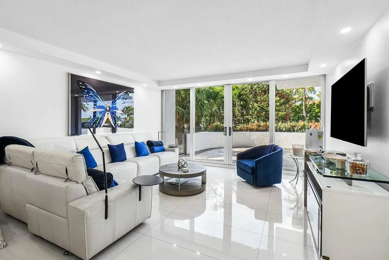 4750 S Ocean Blvd — Photo 2