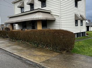 201 Oak St, Mount Pleasant, PA 15666