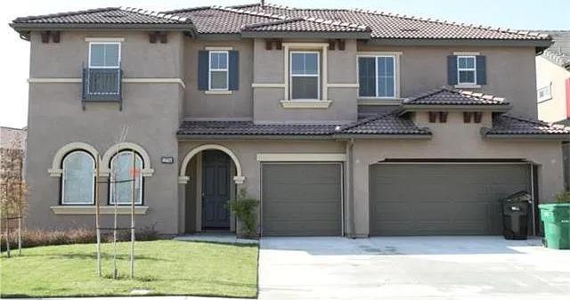 7638 Stonegate Dr — Photo 1