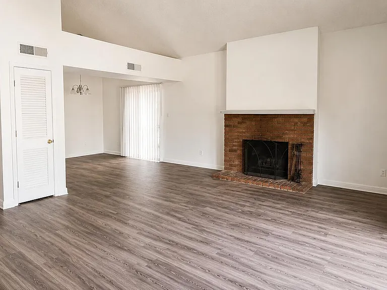 15849 E Palomino Blvd — Photo 9