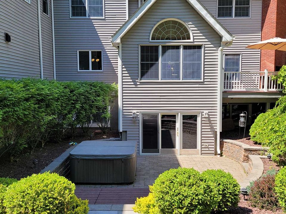 1st image of 73 Harden Dr #1