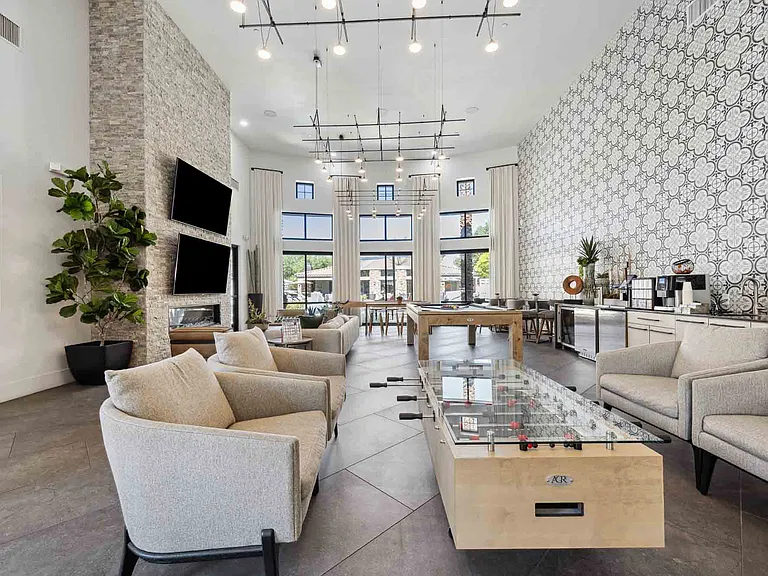 Zone Luxe, Glendale, AZ, Clubhouse