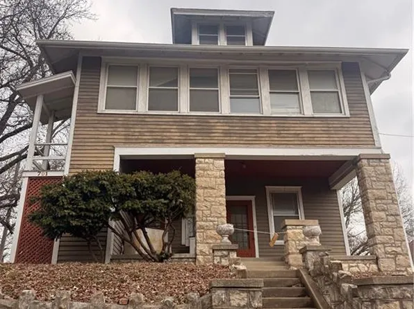 701 McDonald St, Saint Joseph, MO 64505