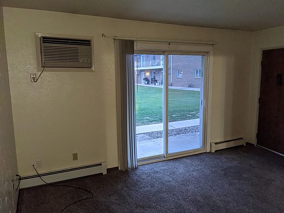 4th image of 101 16th Ave NW #14