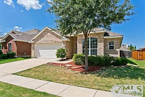 3rd image of 6411 Lakewood Dr