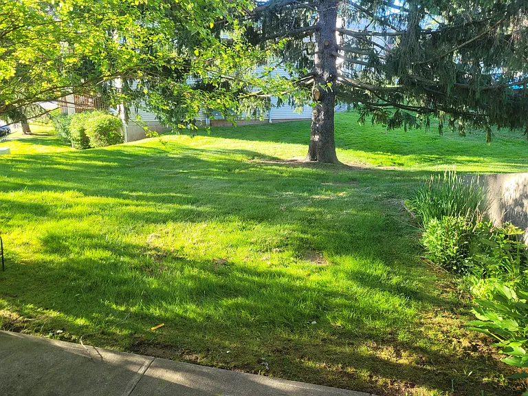 22 Dogwood Ct #22 — Photo 15