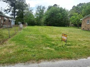 Strawberry St, Marion, SC 29571