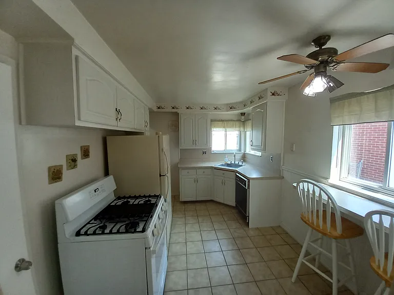29206 Spoon Ave — Photo 6